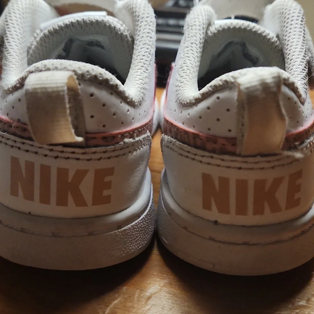 Nike Kids White With Pink Leopard Print Swoosh Sneakers Size 10 Child